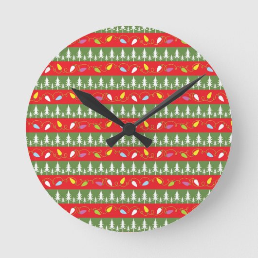 クリスマスの赤と緑のパターン ラウンド壁時計 (正面)