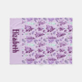 クリスマスの雪と木の紫とピンクと名前 フリースブランケット (正面(横))