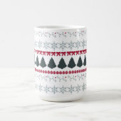 クリスマスの雪の結晶と木々 コーヒーマグカップ (中央)