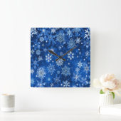 クリスマスの雪の結晶 ブルーとシルバー スクエア壁時計 (ホーム)