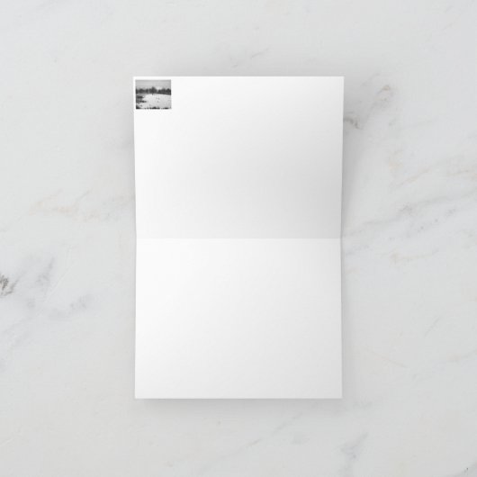 クリスマスの雪景色の森の冬の風景 シーズンカード (内部)