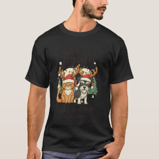 クリスマスの面白ネコとイヌはトナカイを手に入れられなかった Tシャツ