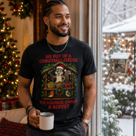 クリスマスの鳥の餌台リスビュッフェTシャツ Tシャツ