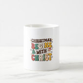 クリスマスはキリストから始まる サンタツリーデザイン コーヒーマグカップ (中央)