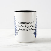 クリスマスは一日だけじゃない、心の枠だ ツートーンマグカップ (中央)