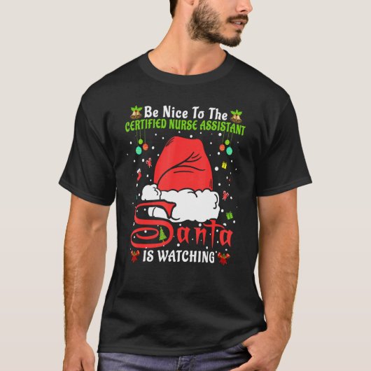 クリスマスは認定ナース助手のChriに親切である Tシャツ (正面)