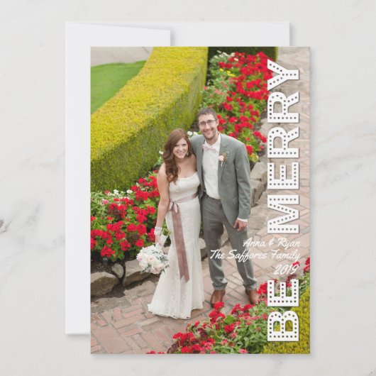 クリスマスを楽しく 赤いホリデー フォト カード (正面)