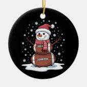 クリスマスアメリカンフットボール雪だるまクリスマススポーツ セラミックオーナメント (正面)