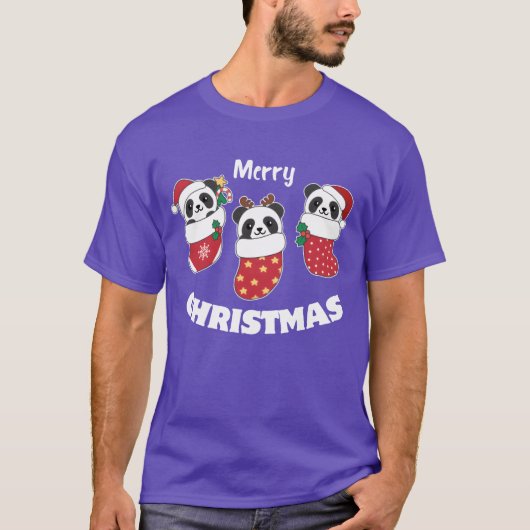 クリスマスイブにクリスマスストッキングの可愛いパンダ Tシャツ (正面)