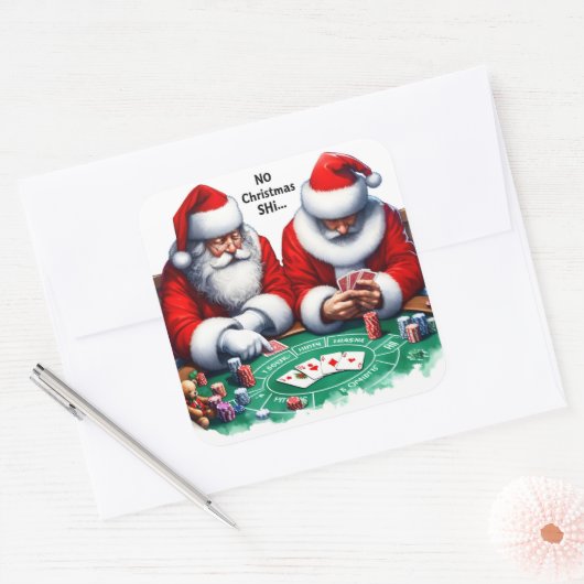 クリスマスイブにトランプのポーカーゲームを楽しむサンタクロース スクエアシール (封筒)