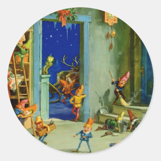 クリスマスイブの彼のワークショップでのサンタの小妖精や小人 ラウンドシール (正面)