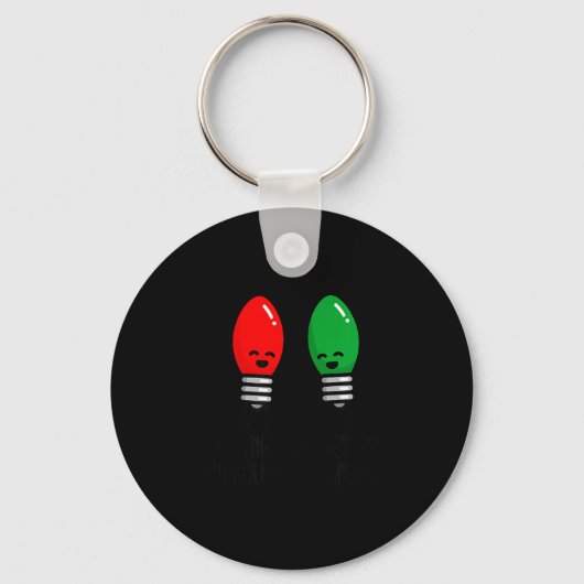 クリスマスイルミネーションの冗談、休日も仕事中 Funny Christmas Lights Pun キーホルダー (正面)