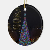 クリスマスインダウンタウンダラス セラミックオーナメント (左)
