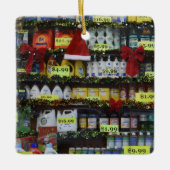 クリスマスウィンドウズNYCディスカウントストア写真 セラミックオーナメント (正面)