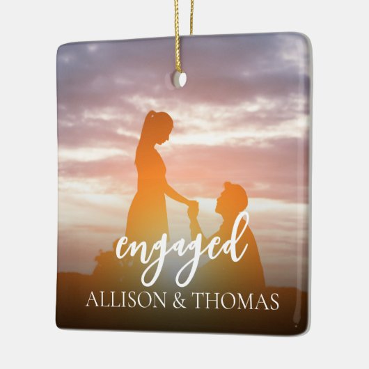 クリスマスエレガントフォトシンプルミニマル婚約したリスト セラミックオーナメント (左)
