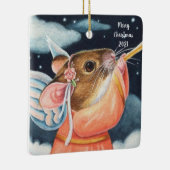 クリスマスエンジェルマウスとトランペット水彩画 セラミックオーナメント (右)