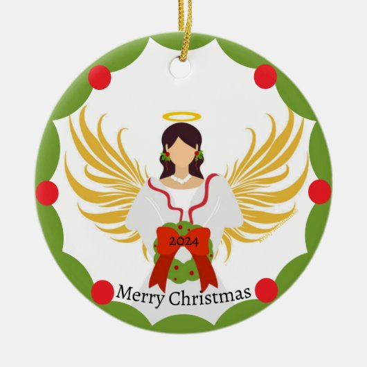 クリスマスエンジェルレッドグリーンリースファミリーフォト名 セラミックオーナメント (正面)
