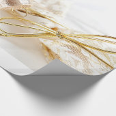 クリスマスオーナメントは金ゴールドの白いグリッターを空想します ラッピングペーパー (角)