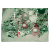クリスマスオーナメントグリーンピンクホリデーツリー ラージペーパーバッグ (正面)
