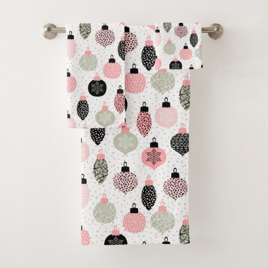 クリスマスオーナメントピンクと緑の白の背景 バスタオルセット (インサイチュ)