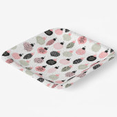 クリスマスオーナメントピンクと緑の白の背景 ペーパープレート (傾斜あり)