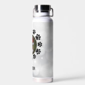 クリスマスカスタムの犬の写真 ウォーターボトル (背面)