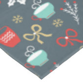 クリスマスカラフルカップ、弓とミスタントー テーブルクロス (アングル)