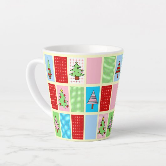 クリスマスカラフルパターン カフェラテマグ (左アングル)
