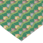 クリスマスガーランドとオーナメントのホリデーパターン ショートテーブルランナー (コーナー)