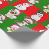 クリスマスキャラクターの繰り返しパターン ラッピングペーパー (角)