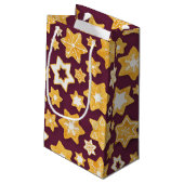 クリスマスクッキーリースと深いプラム背景 スモールペーパーバッグ (裏面アングル)