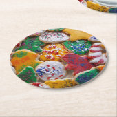 クリスマスクッキーIカラフルホリデーベーキング ラウンドペーパーコースター (アングル)