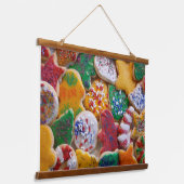 クリスマスクッキーIカラフルホリデーベーキング 吊り下げ型タペストリー (傾斜あり)