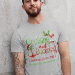 クリスマスクルージングとブーイングおもしろい Tシャツ<br><div class="desc">このデザインはパーソナライズされた、写真や文字を変更して提供される領域にあってもよい。またカスタマイズは、このテンプレートをカスタマイズしクリックて、を選択してさらに背景の色を削除または変更したり、文字を追加したり、文字の色またはスタイルを変更したり、文字のみのデザインの画像を削除したりすることで可能です。このもし商品はデザインを別の商品に移すオプションがあり、必要に応じてデザインを調整しもして下さい。colorflowcreations@gmail.comで連絡は、このデザインを別の製品で使用するもしか、デザインのサポートが必要な場合は、ページの上部にあるチャットオプションを使用する。www.facebook.com/colorflowcreations、www.instagram.com/colorflowcreations、www.twitter.com/colorflowart、後を追およびwww.pinterest.com/colorflowcreationsで自分のデザインや自分の情報を見る。</div>