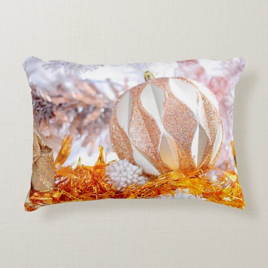 クリスマスグリッターピンク&ホワイトボール アクセントクッション (正面)