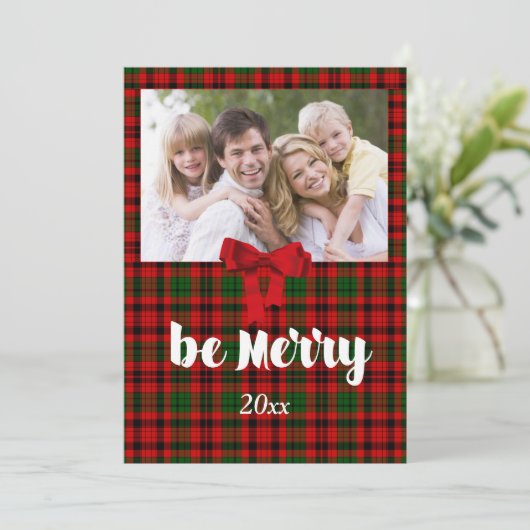 クリスマスグリーティング、カントリーレッドプレイド、カスタム シーズンカード (スタンド正面)