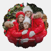 クリスマスグリーンとベリーの写真 オーナメントカード (正面)