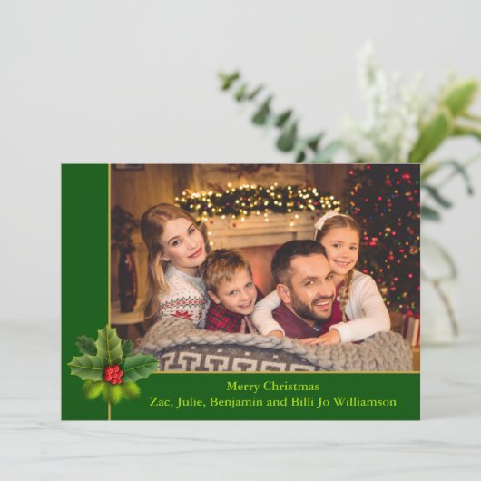 クリスマスグリーンの金のフレームにホリーポートレート シーズンカード (スタンド正面)