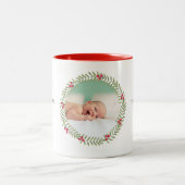 クリスマスグリーンホリデーリースフォトコーヒーマグ ツートーンマグカップ (中央)