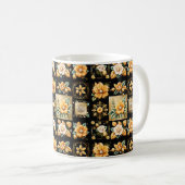 クリスマスコラージュと金ゴールドと白い花 コーヒーマグカップ (正面右)