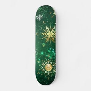 クリスマスゴールデンスノーフレークonグリーンバックグラウンド スケートボード
