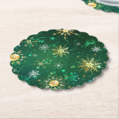 クリスマスゴールデンスノーフレークonグリーンバックグラウンド ペーパーコースター (アングル)
