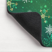 クリスマスゴールデンスノーフレークonグリーンバックグラウンド マウスパッド (コーナー)