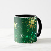 クリスマスゴールデンスノーフレークonグリーンバックグラウンド マグカップ (正面右)