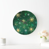 クリスマスゴールデンスノーフレークonグリーンバックグラウンド ラージ壁時計 (ホーム)