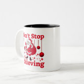 クリスマスサンタクロース信じズ ツートーンマグカップ (正面左)