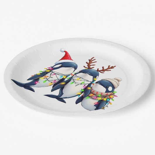 クリスマスサンタハットを着た3頭のクジラ ペーパープレート (アングル)
