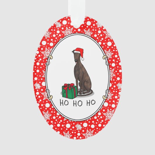 クリスマスサンタハットグレイハウンドドッグ(ブリンドルおもしろい) オーナメント (正面)
