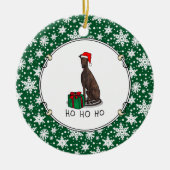 クリスマスサンタハットグレイハウンドドッグ(ブリンドルおもしろい) セラミックオーナメント (正面)