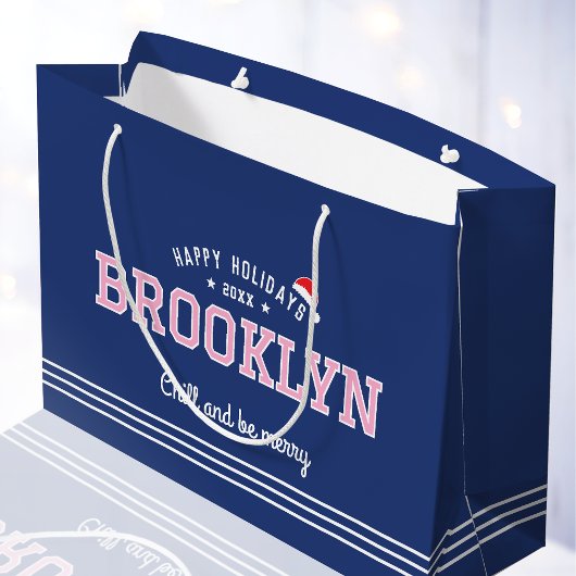 クリスマスサンタハットネームタイポグラフィネイビーピンクレッド ラージペーパーバッグ